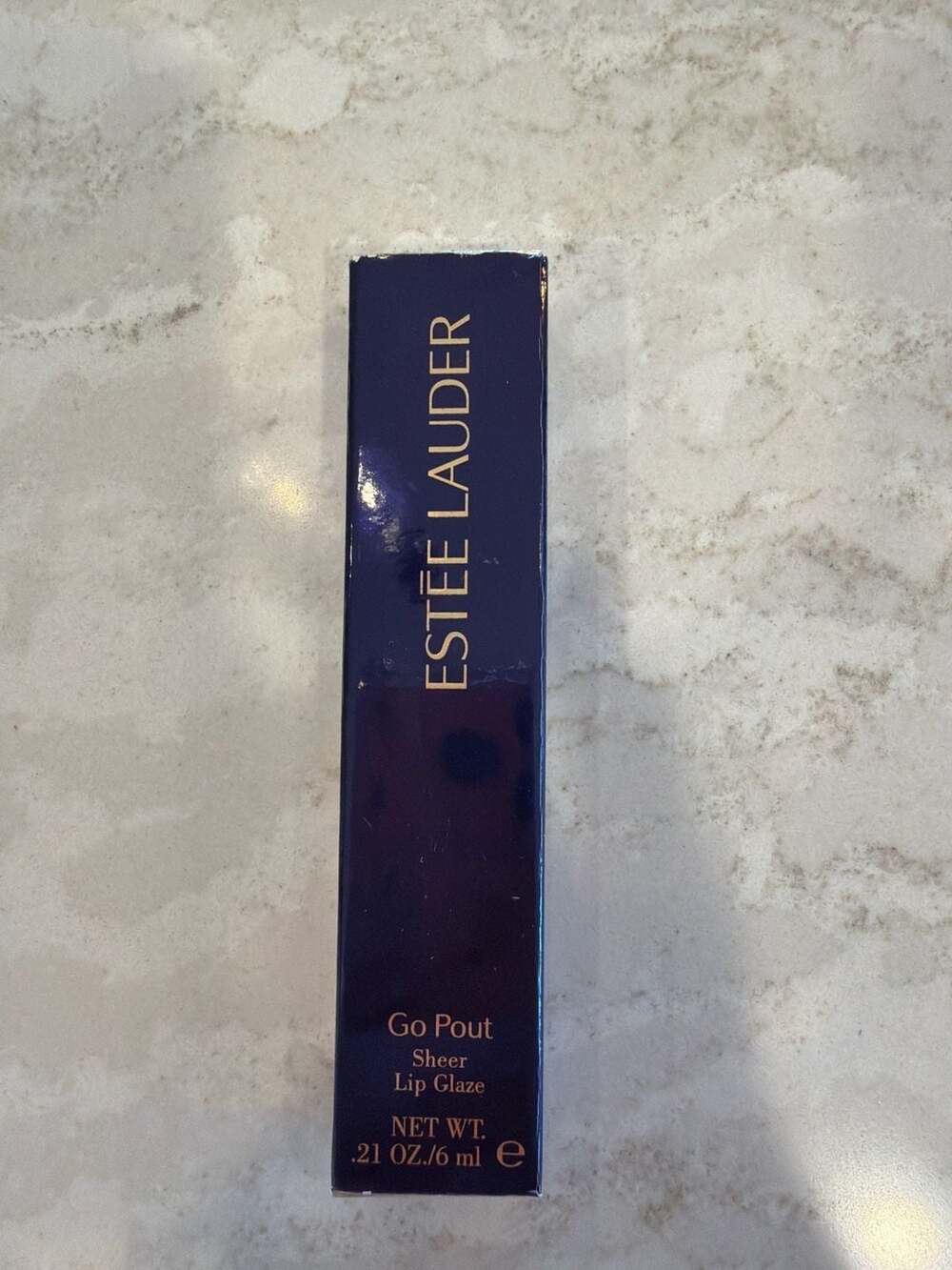 Estée Lauder Go Pout Sheer Lip‎ Glaze 04 Luscious 0.21 oz / 6 ml
